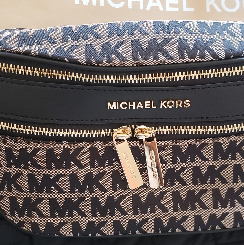MK Medium Kenly Signature Fanny Pack Sling